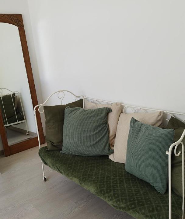 Photo of Others in Brehan