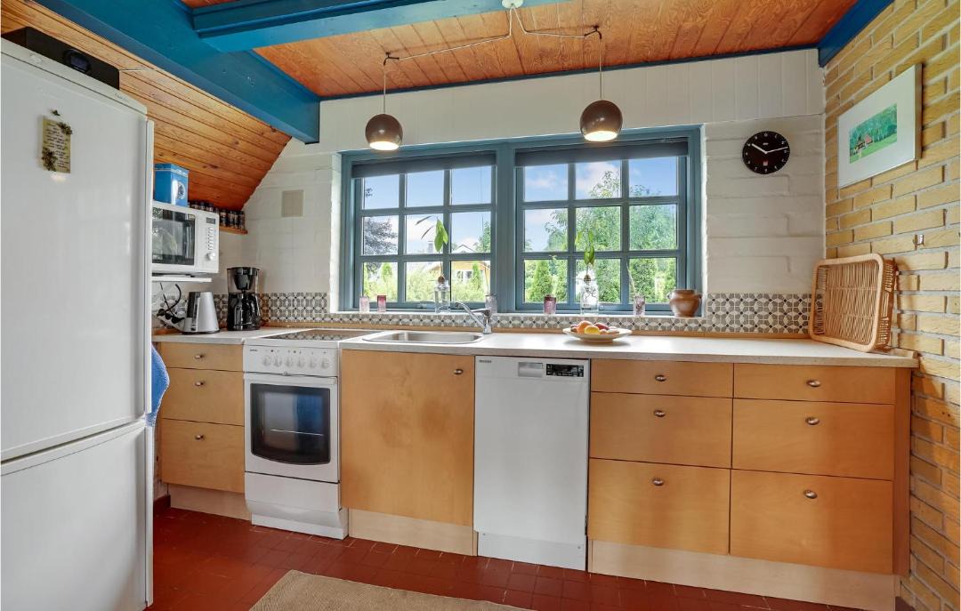 Photo of Others in Arø