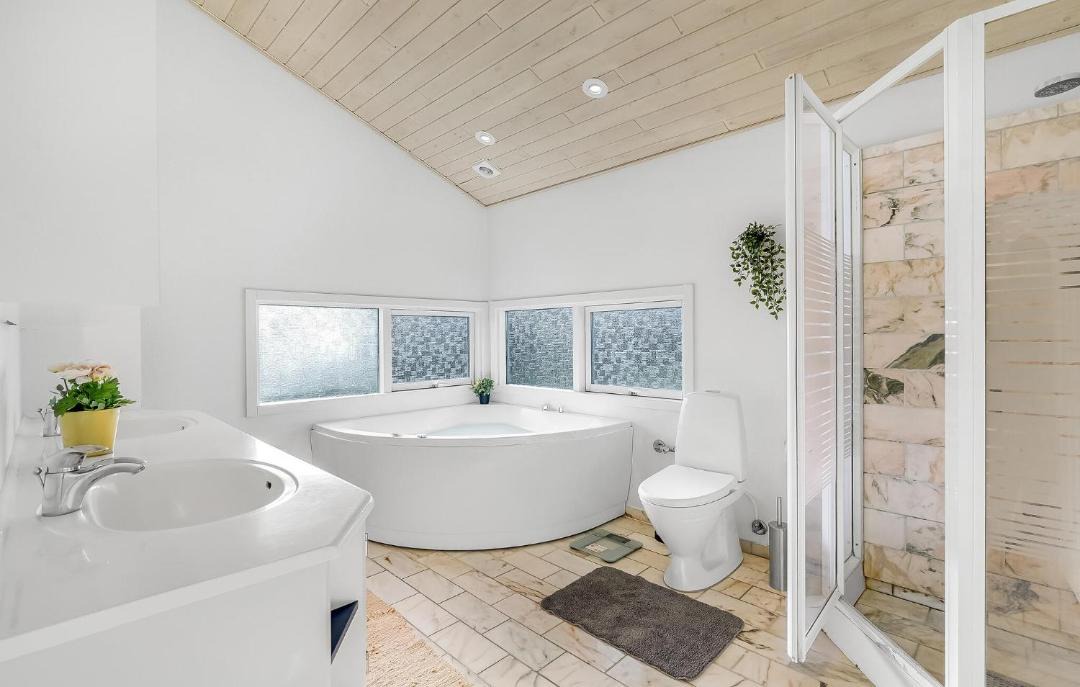 Photo of Bathroom in Sklskr