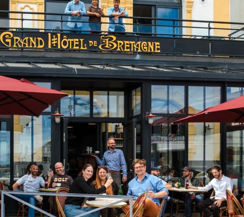 Photo of Others in Le Palais