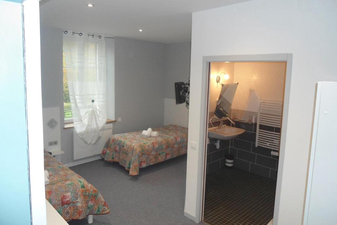 Photo of Bedroom in Contrexeville