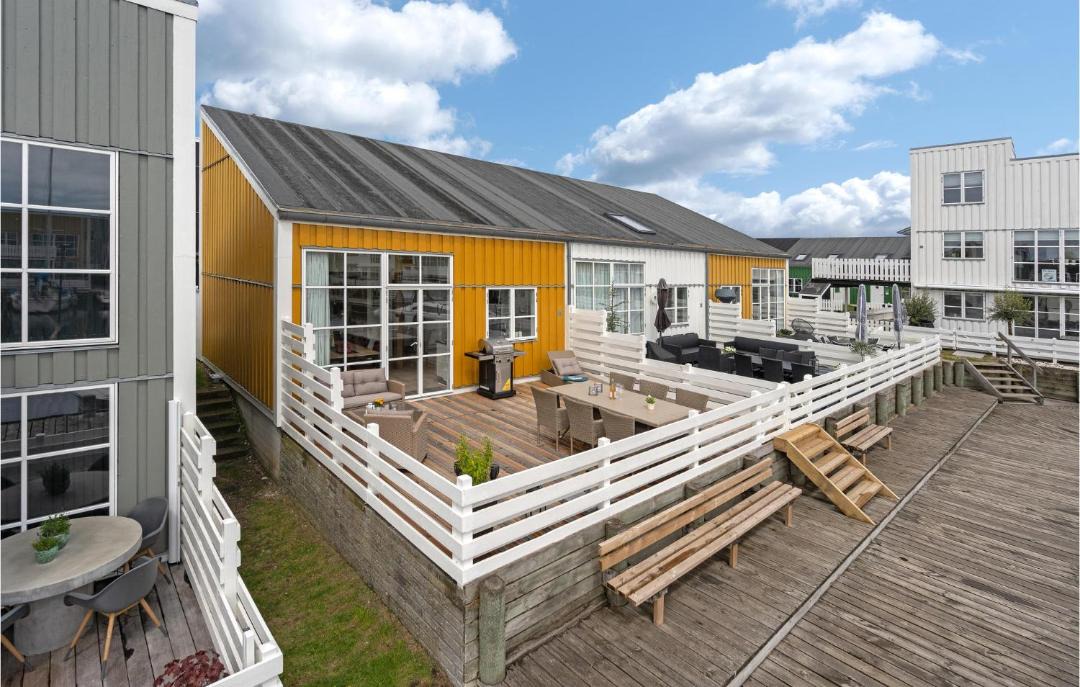 Photo of Others in Øer Strand