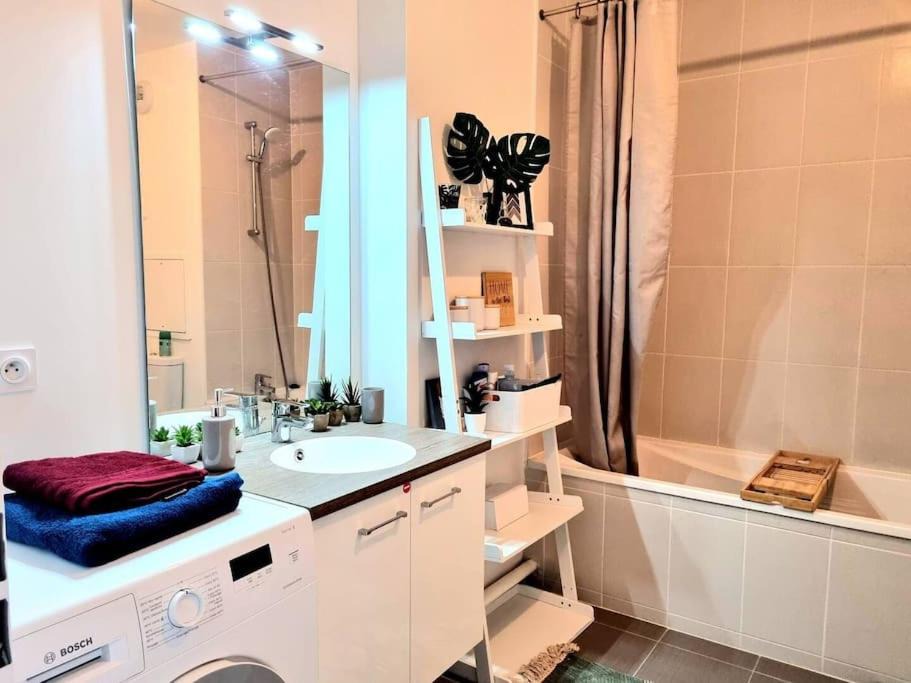 Photo of Others in Universite