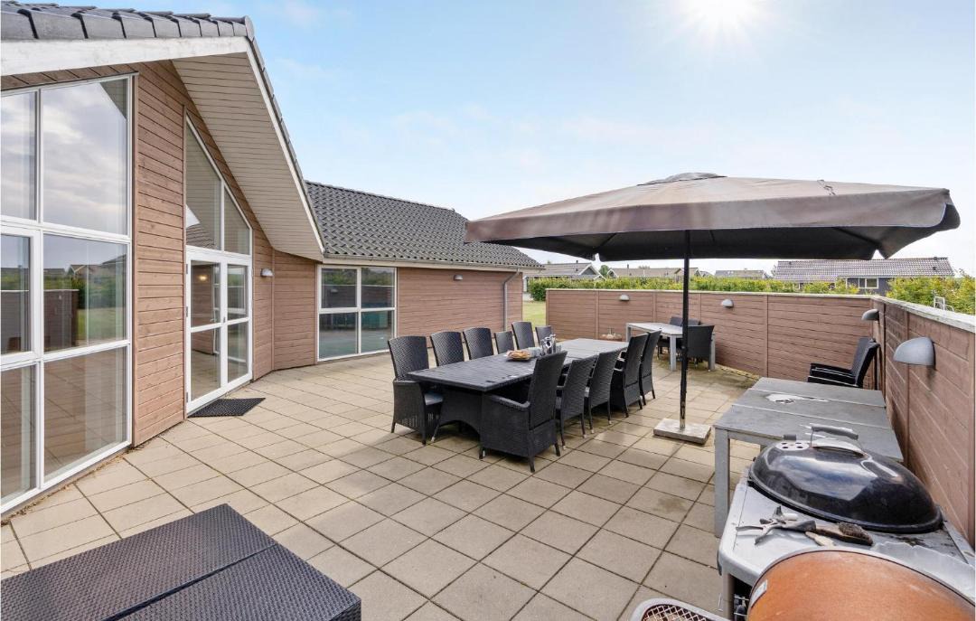 Photo of Others in Flovt Strand