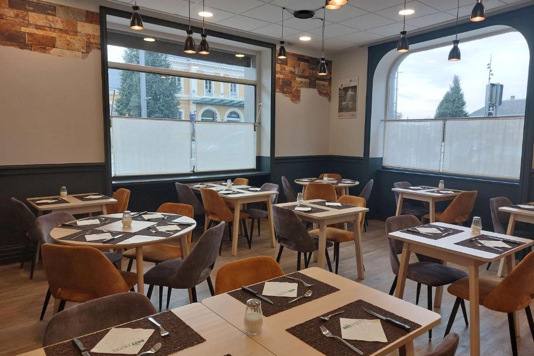 Photo of Others in Roanne