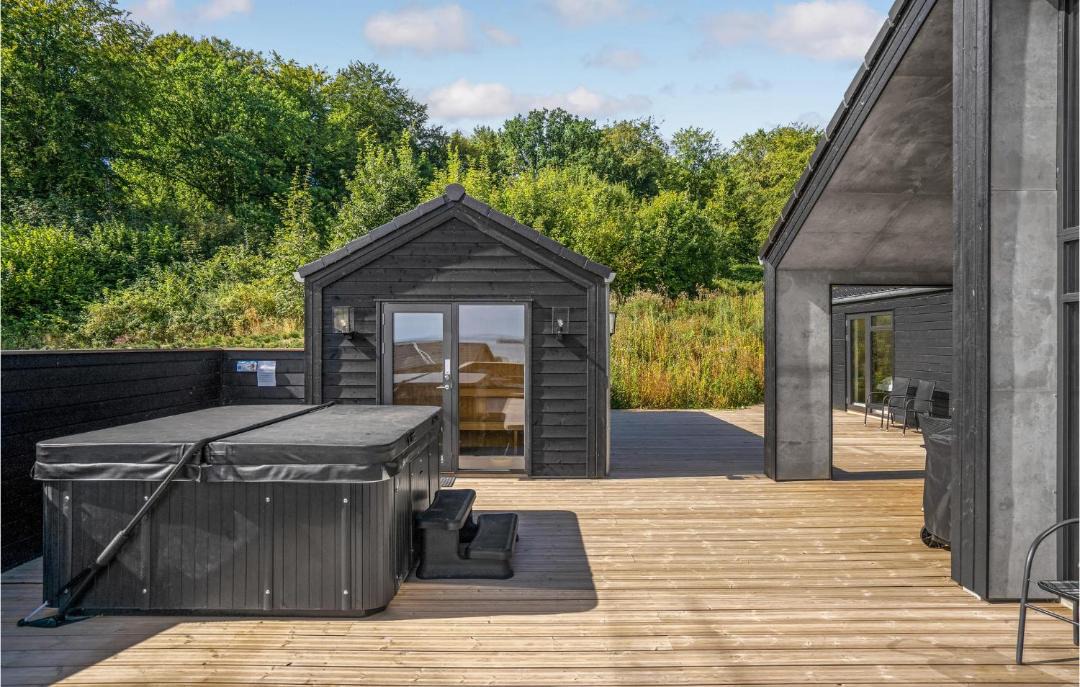 Photo of Others in Sjølund