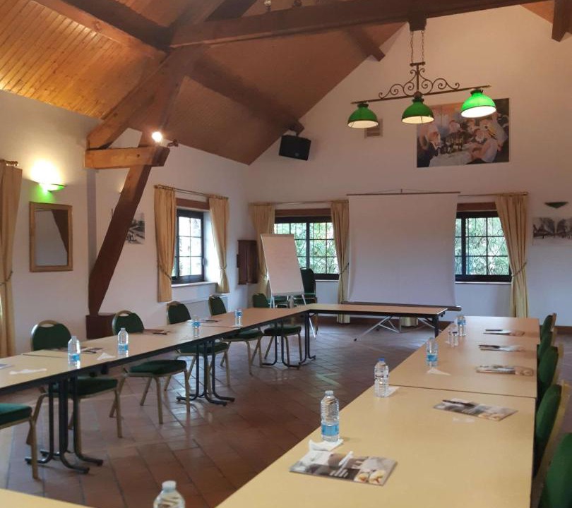 Photo of Others in Avallon