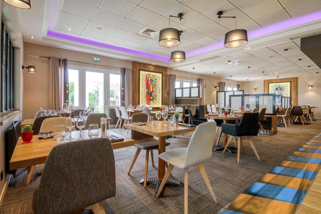 Photo of Others in Arnage