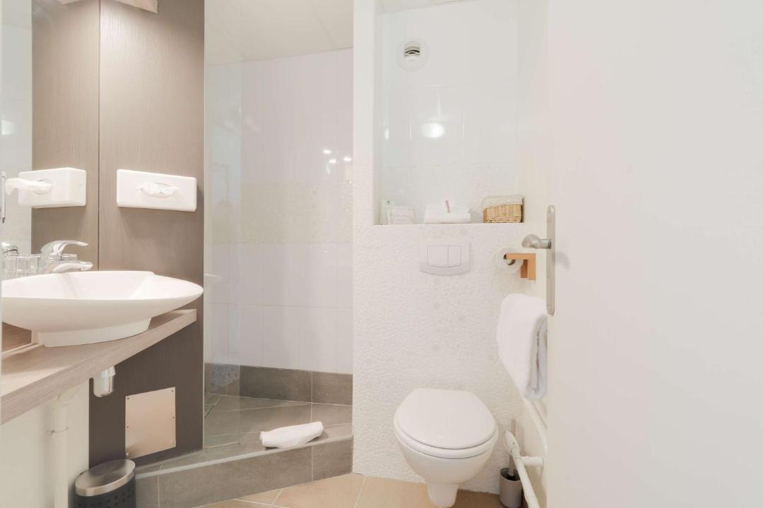 Photo of Bathroom in Cancale