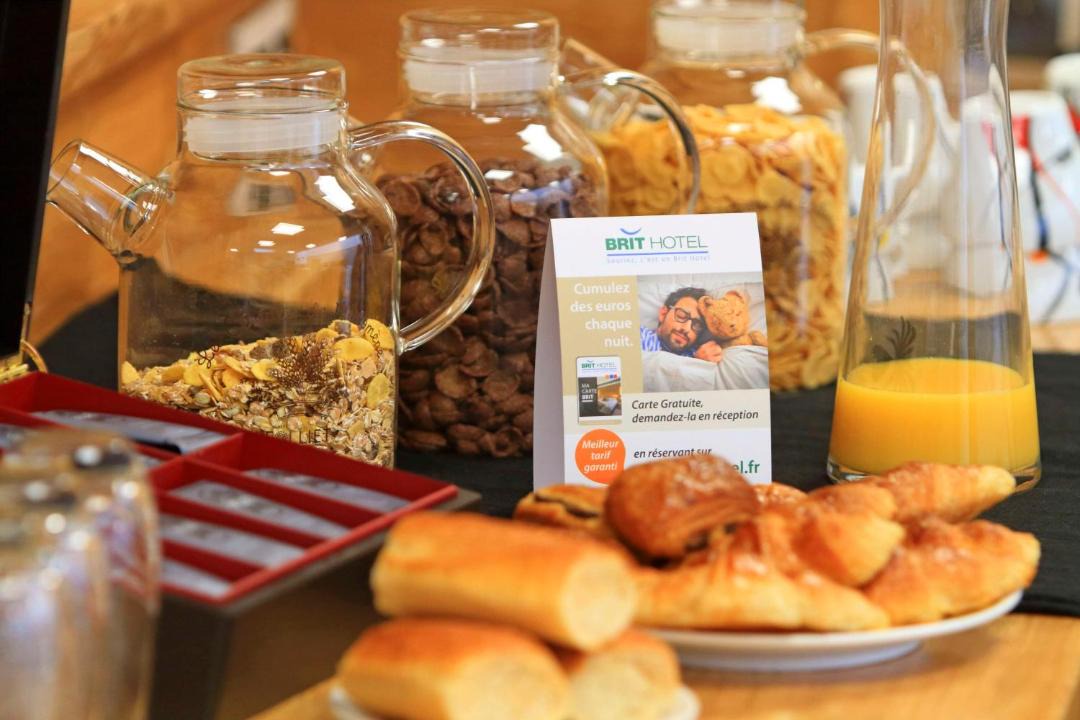 Photo of Others in Calais