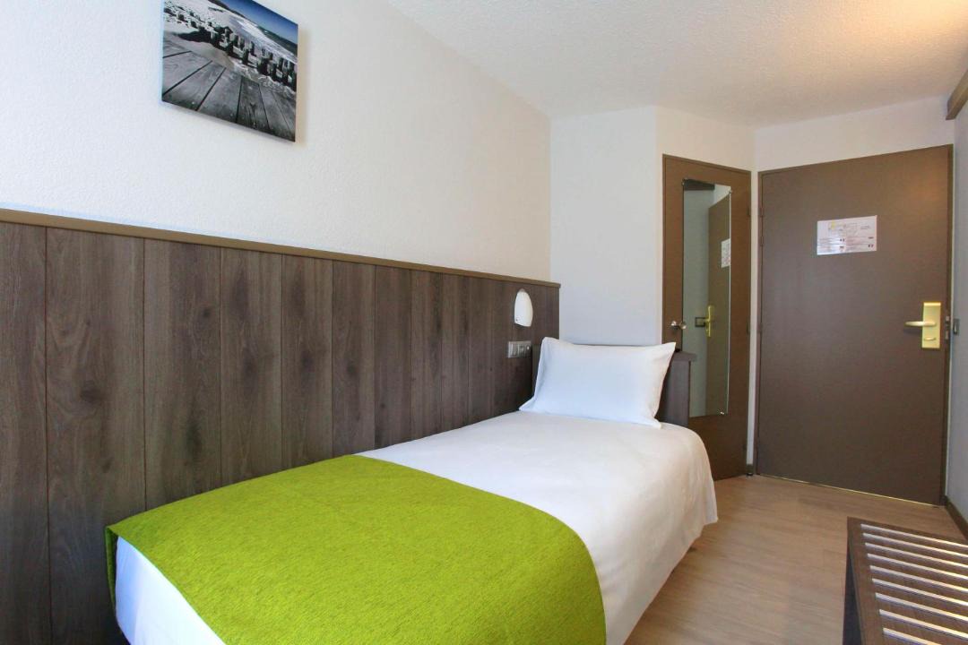 Photo of Others in Calais