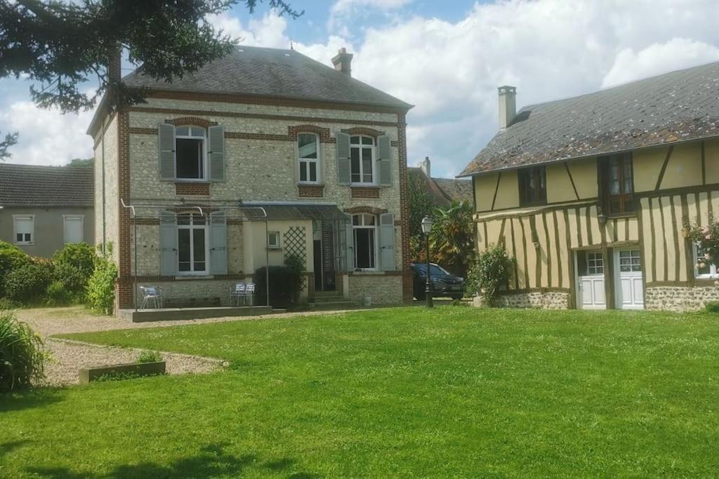 Photo of Others in Fontaine-Sous-Jouy