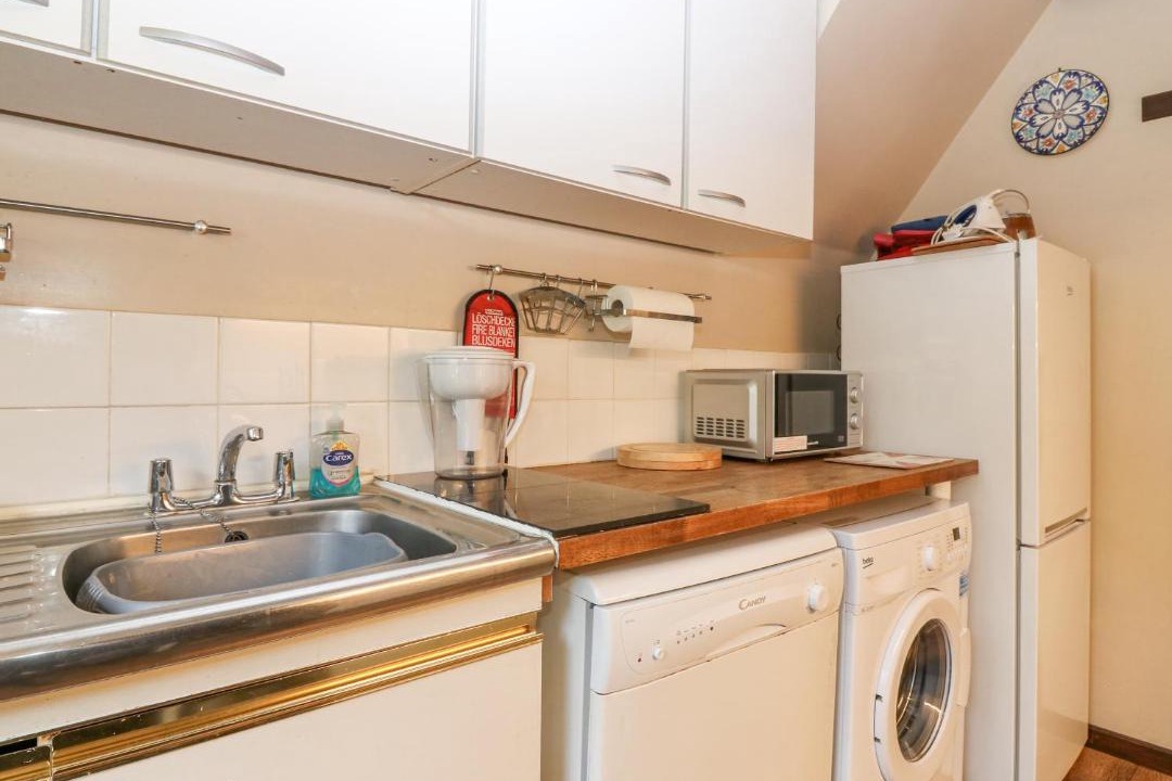 Photo of Others in Wark