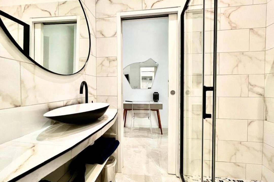 Photo of Bathroom in Cannes City Centre