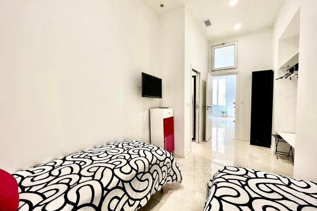 Photo of Others in Cannes City Centre