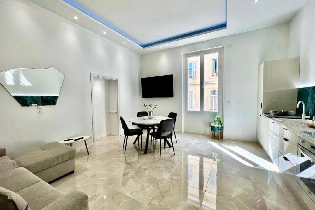 Photo of Others in Cannes City Centre