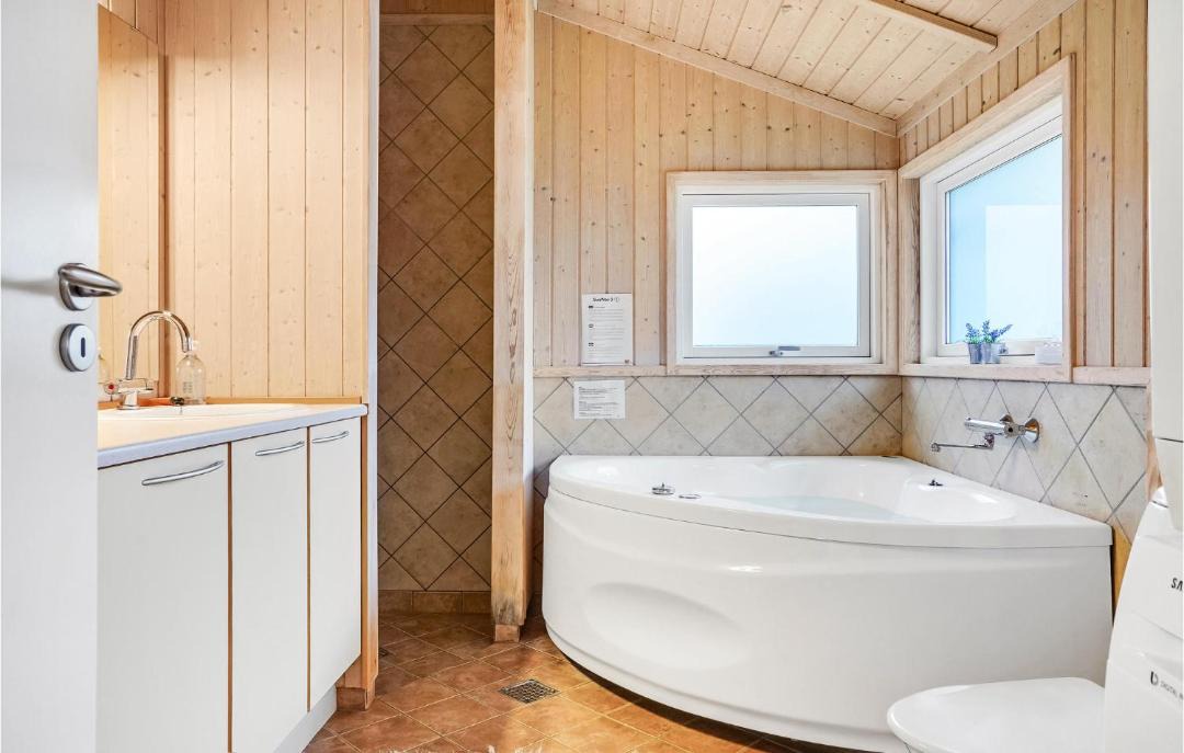 Photo of Bathroom in Knebel