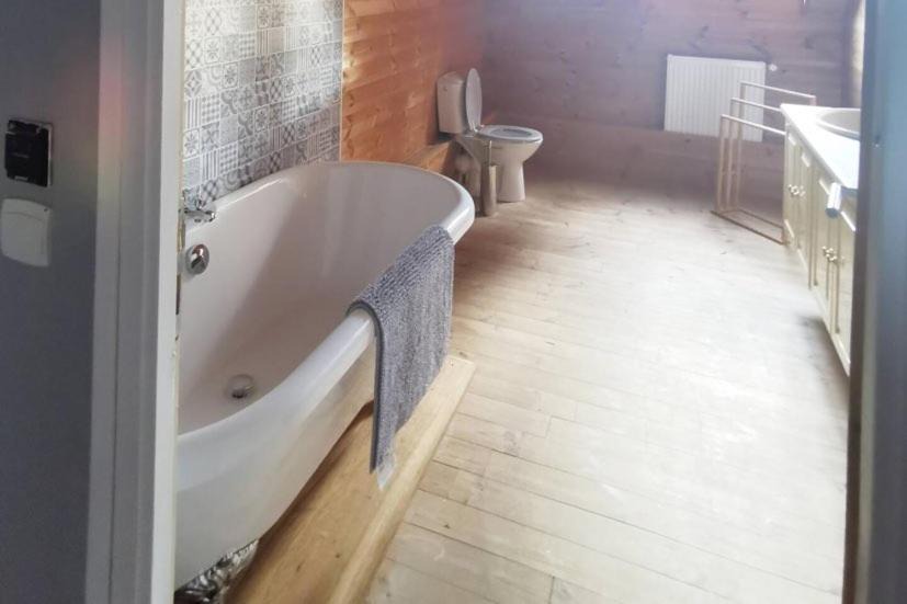 Photo of Others in Genneville