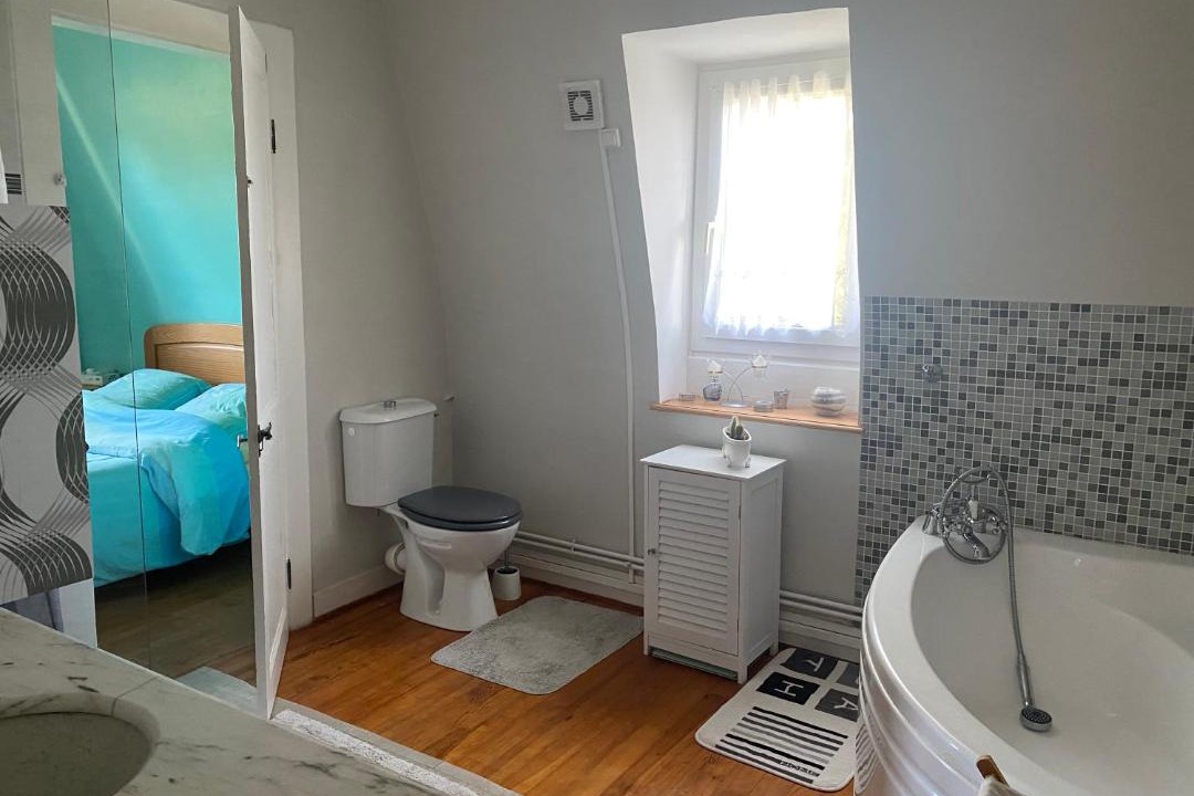 Photo of Bathroom in Huchenneville