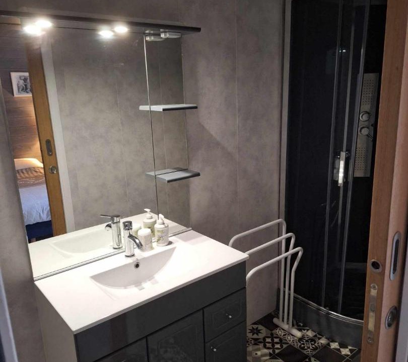 Photo of Others in Auxais