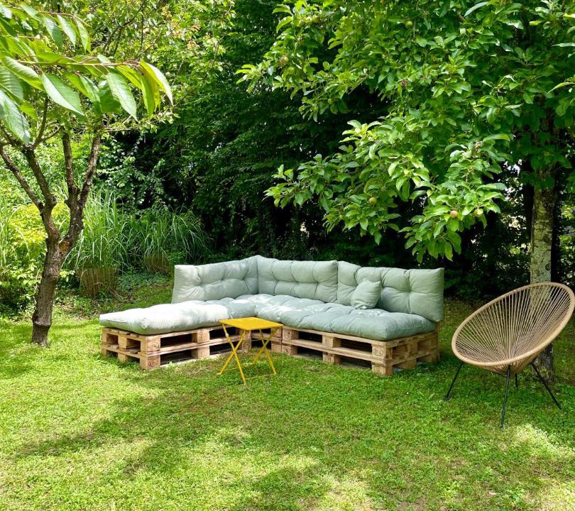 Photo of Others in Brigne