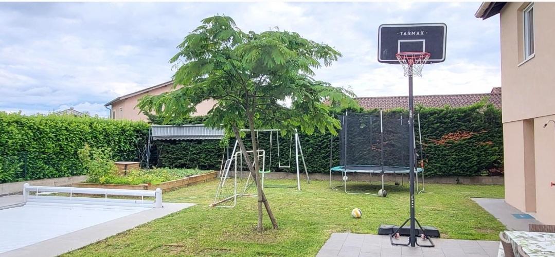 Photo of Others in Jonage