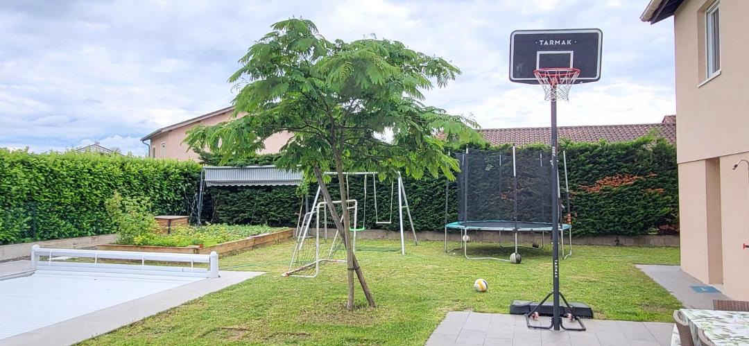 Photo of Others in Jonage