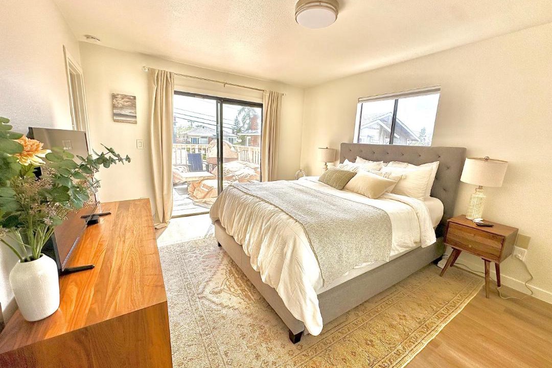 Photo of Others in Oakmore