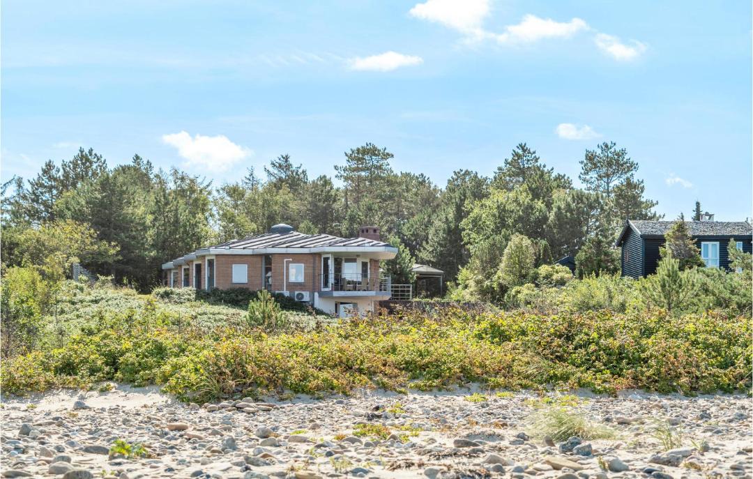Photo of Others in Smidstrup Strand