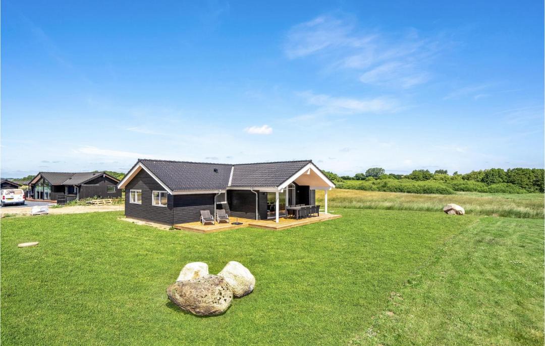 Photo of Others in Flovt Strand