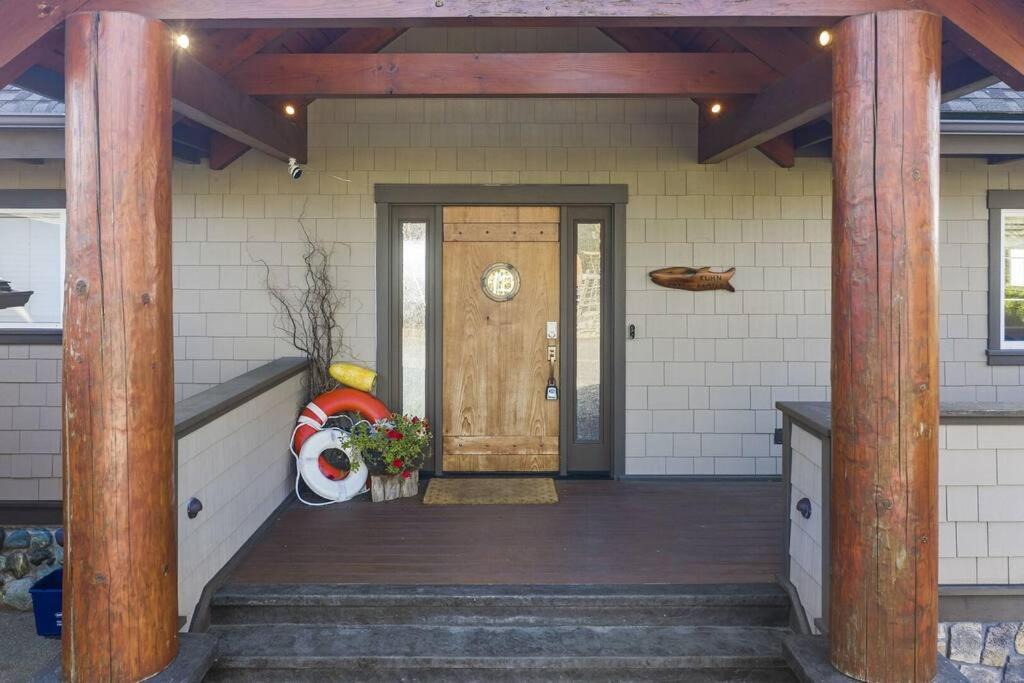 Photo of Others in Ferndale