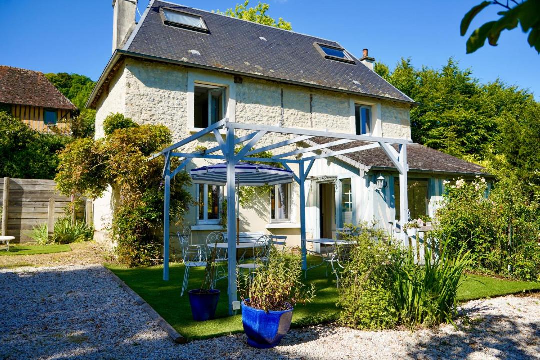 Photo of Others in Courtonne-la-Meurdrac