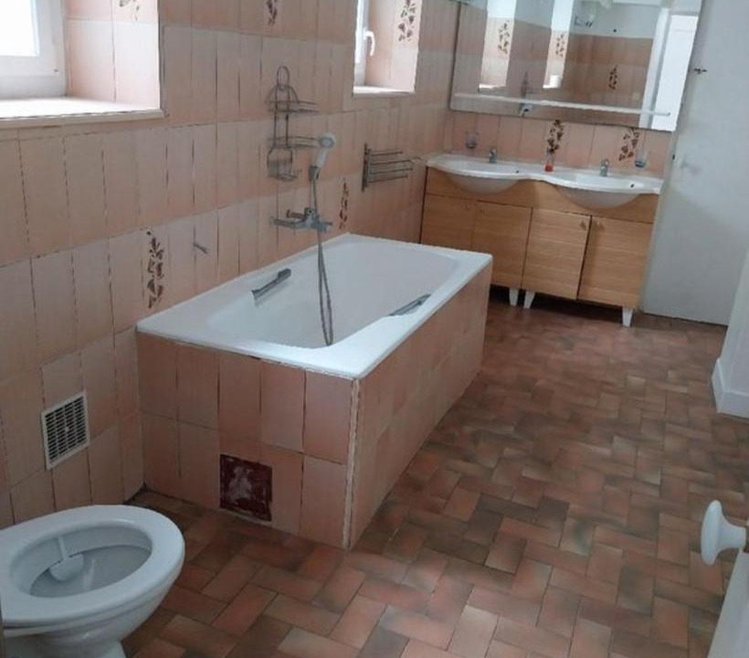 Photo of Others in Vernou-la-Celle-sur-Seine