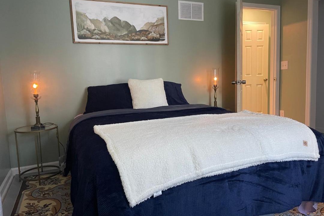 Photo of Others in Elmira