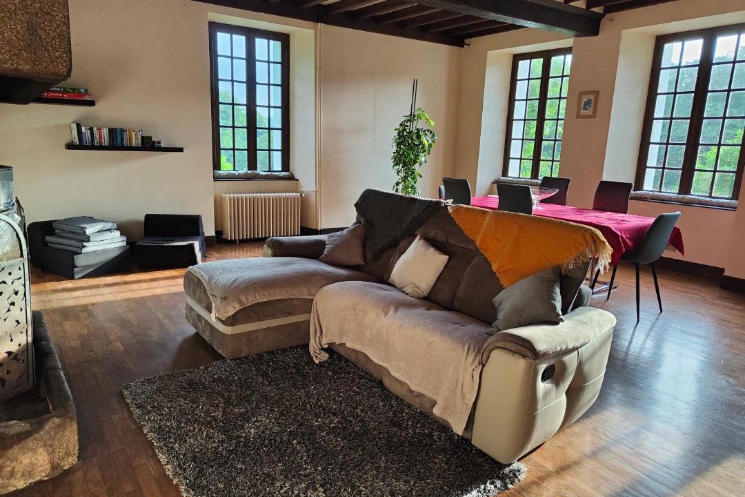 Photo of Others in Brouains