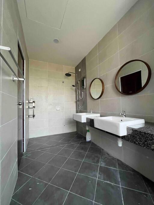 Photo of Others in Larut