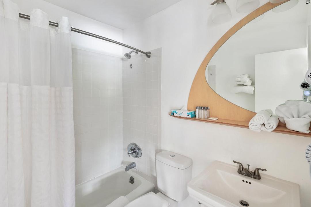 Photo of Others in Tuckahoe