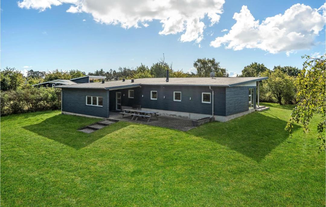 Photo of Others in Øer Strand