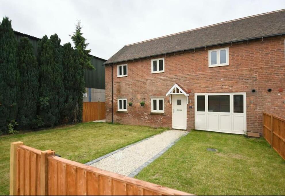 Photo of Others in King's Bromley