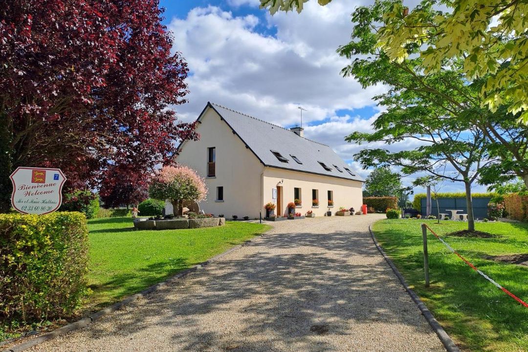 Photo of Others in Pontorson