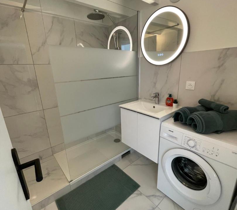 Photo of Others in Ville-d'Avray