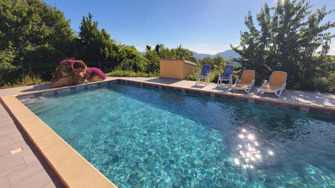 Photo of Others in Roquedur