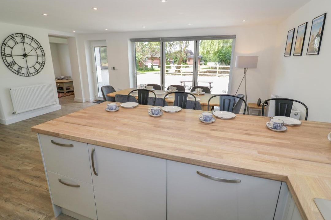 Photo of Others in Cow Honeybourne