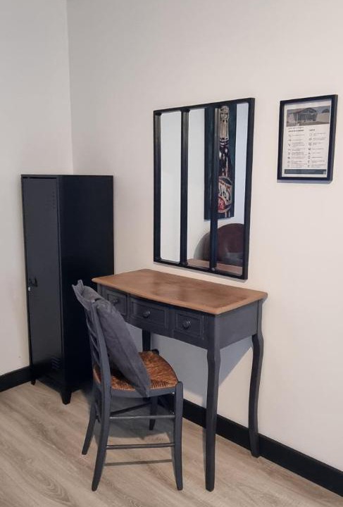 Photo of Others in Angliers