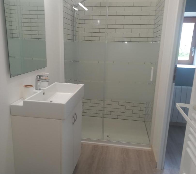 Photo of Others in Mer