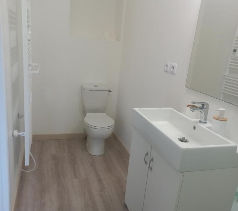 Photo of Others in Mer