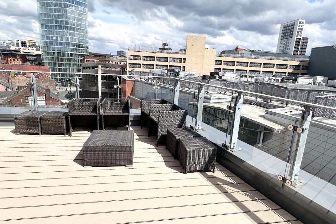 Photo of Others in Market Street