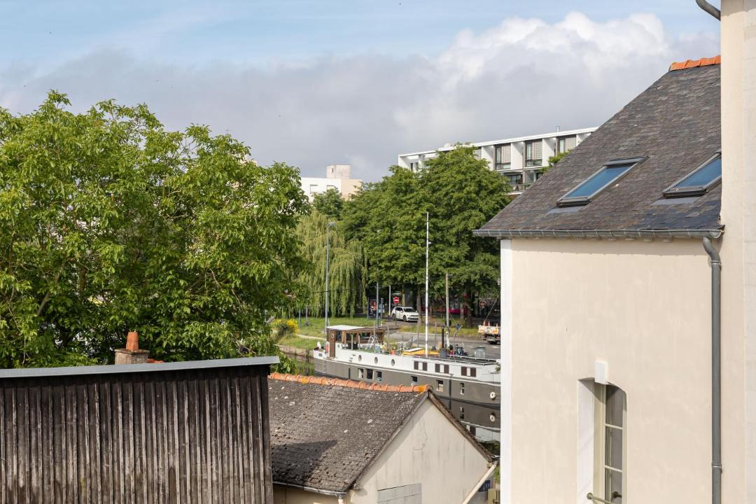 Photo of Others in Nord-Saint-Martin