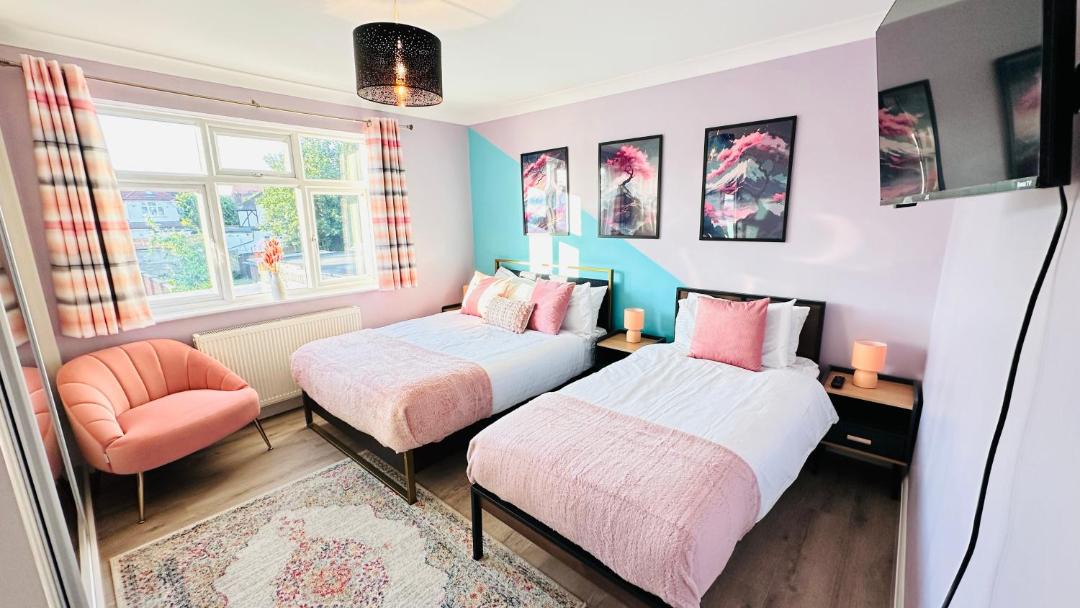 Photo of Others in London Borough of Hounslow