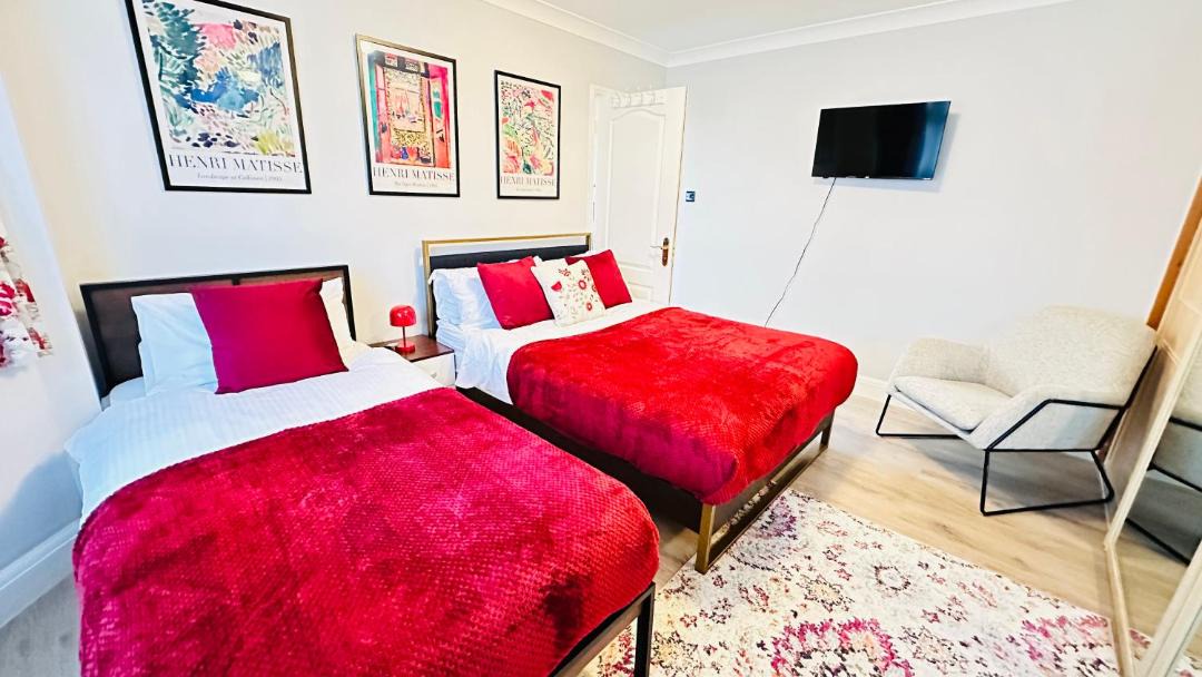 Photo of Others in London Borough of Hounslow